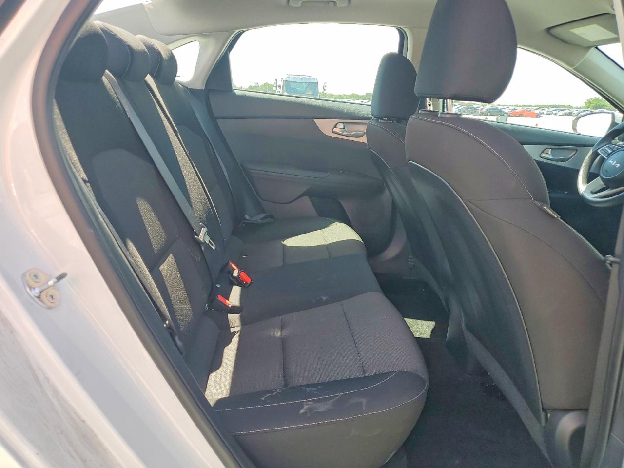 2024 KIA FORTE LXS photo 19
