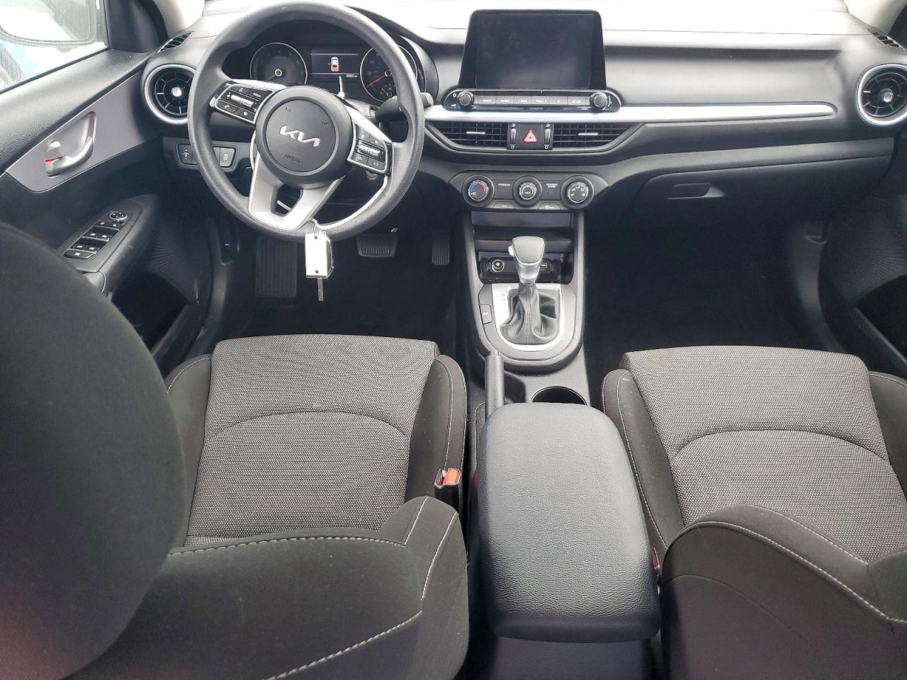 2024 KIA FORTE LXS photo 15