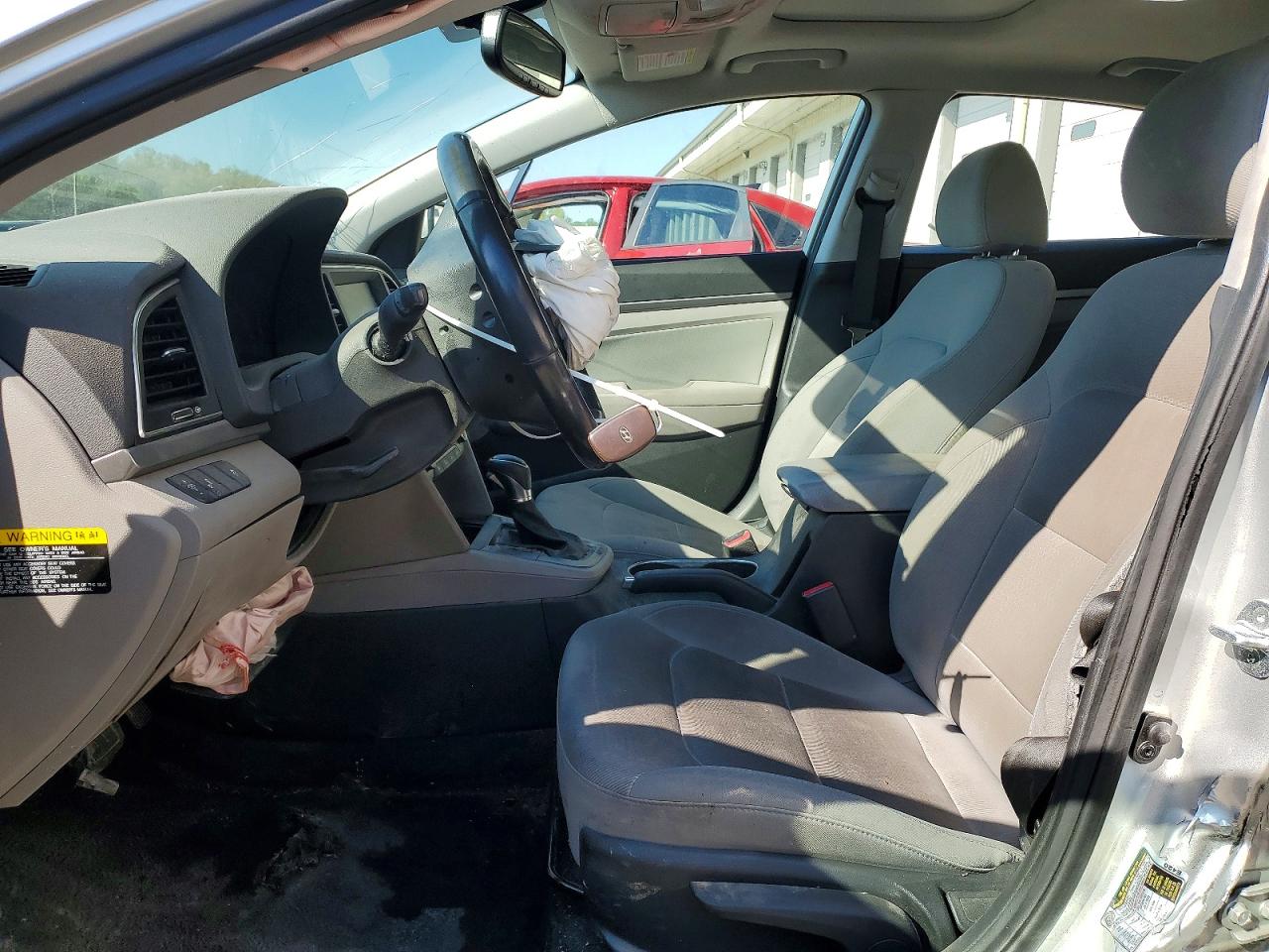 2018 HYUNDAI ELANTRA VALUE EDITION photo 13