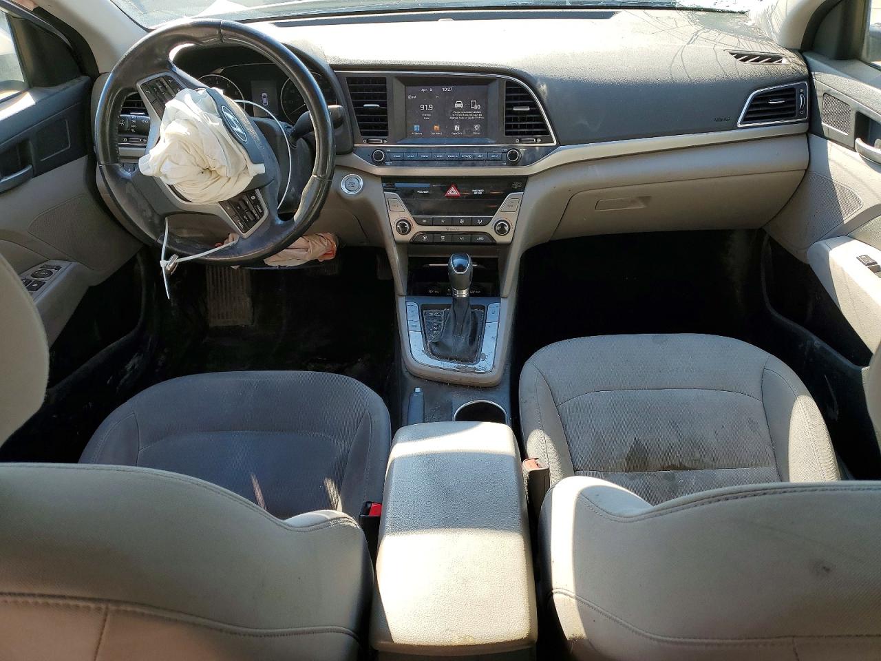 2018 HYUNDAI ELANTRA VALUE EDITION photo 15