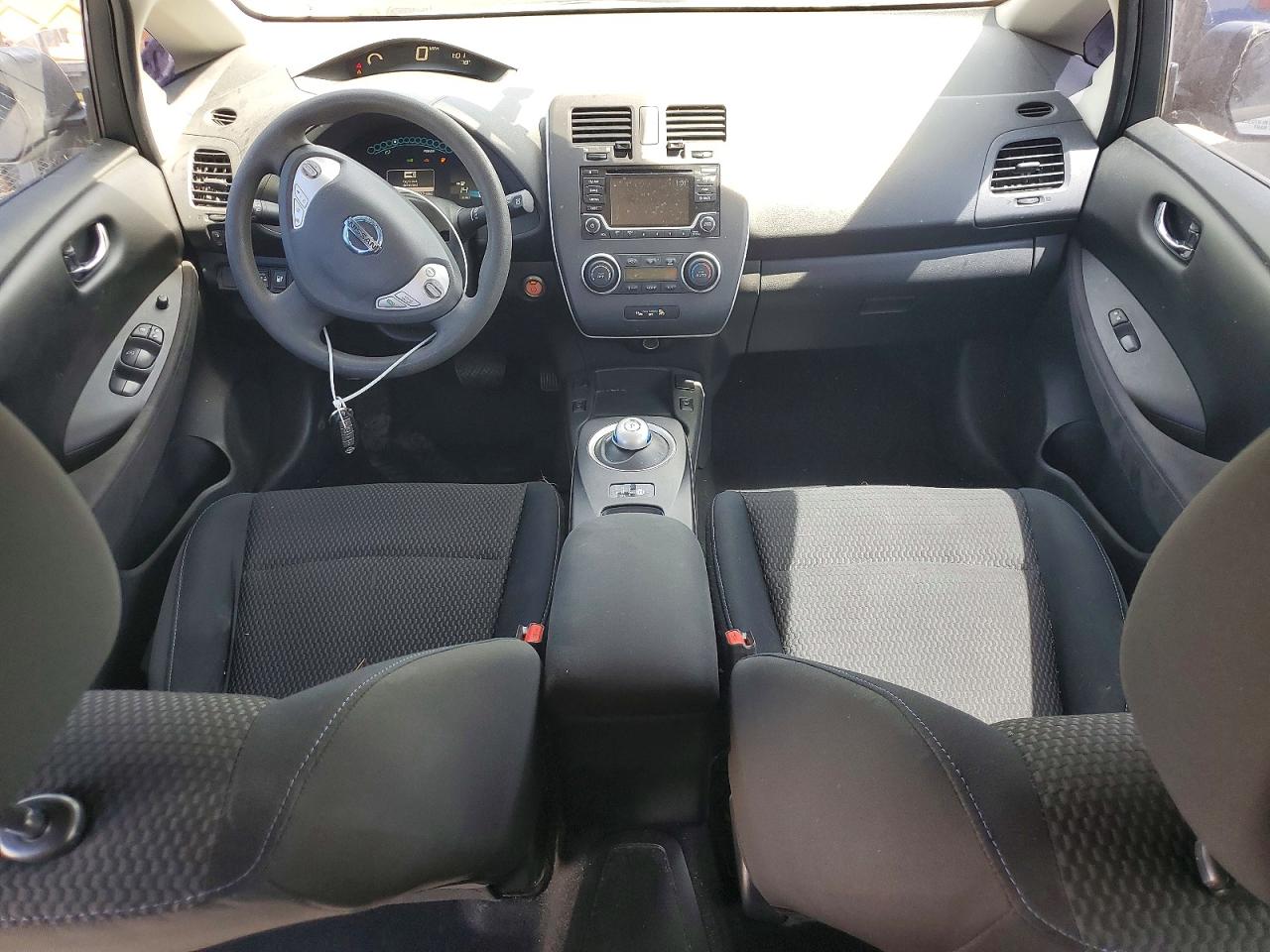 2016 NISSAN LEAF S photo 15