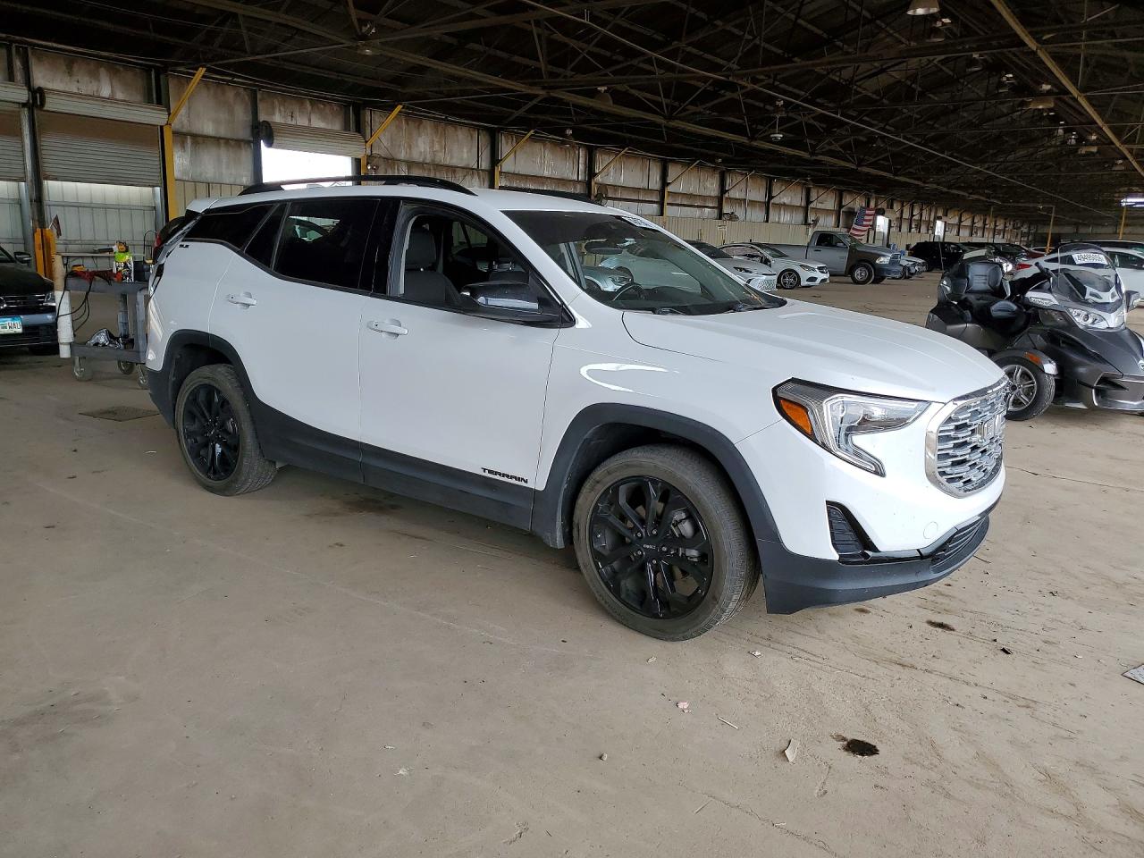 2020 GMC TERRAIN SLE photo 7