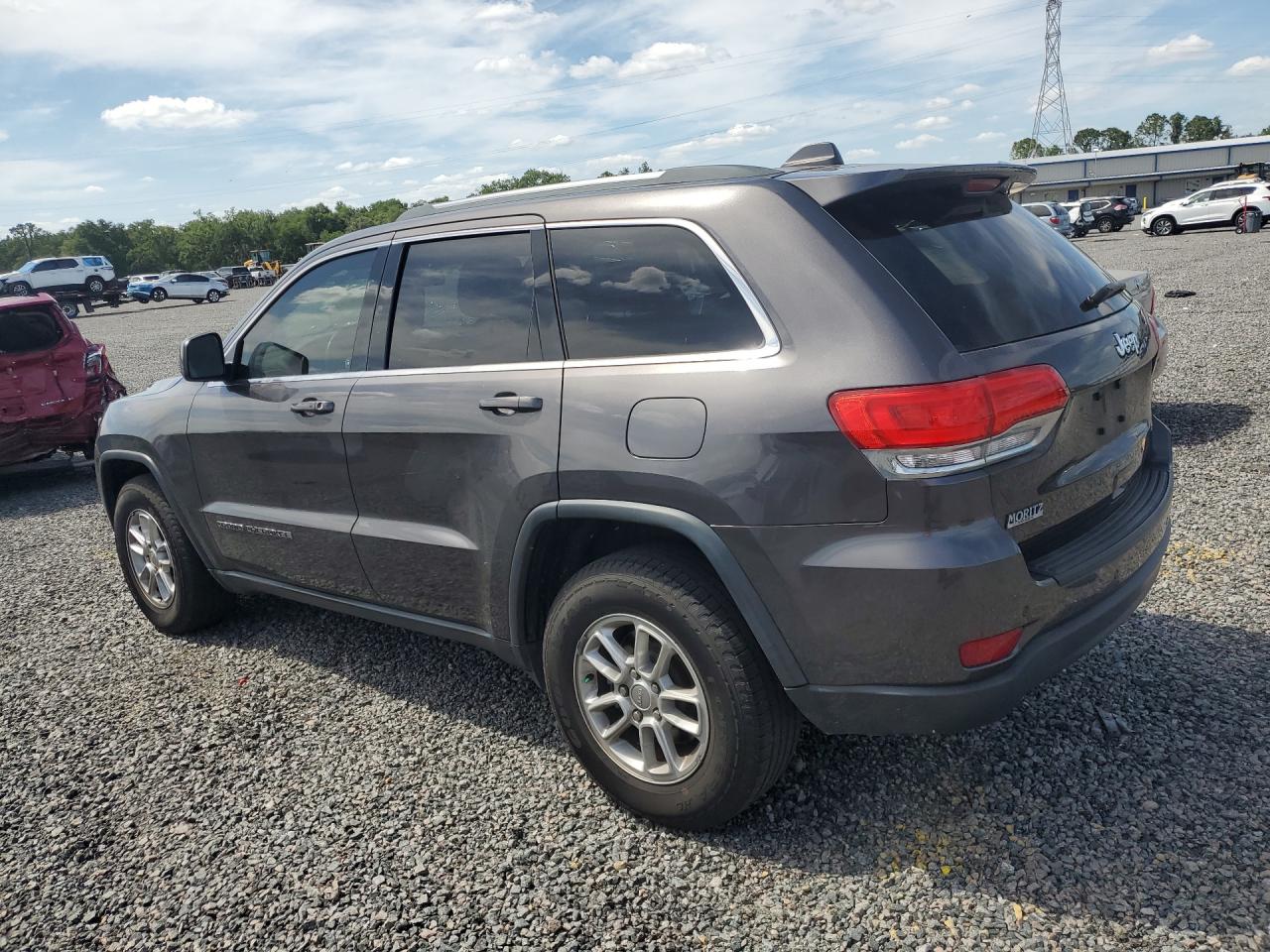2018 JEEP GRAND CHEROKEE LAREDO photo 2