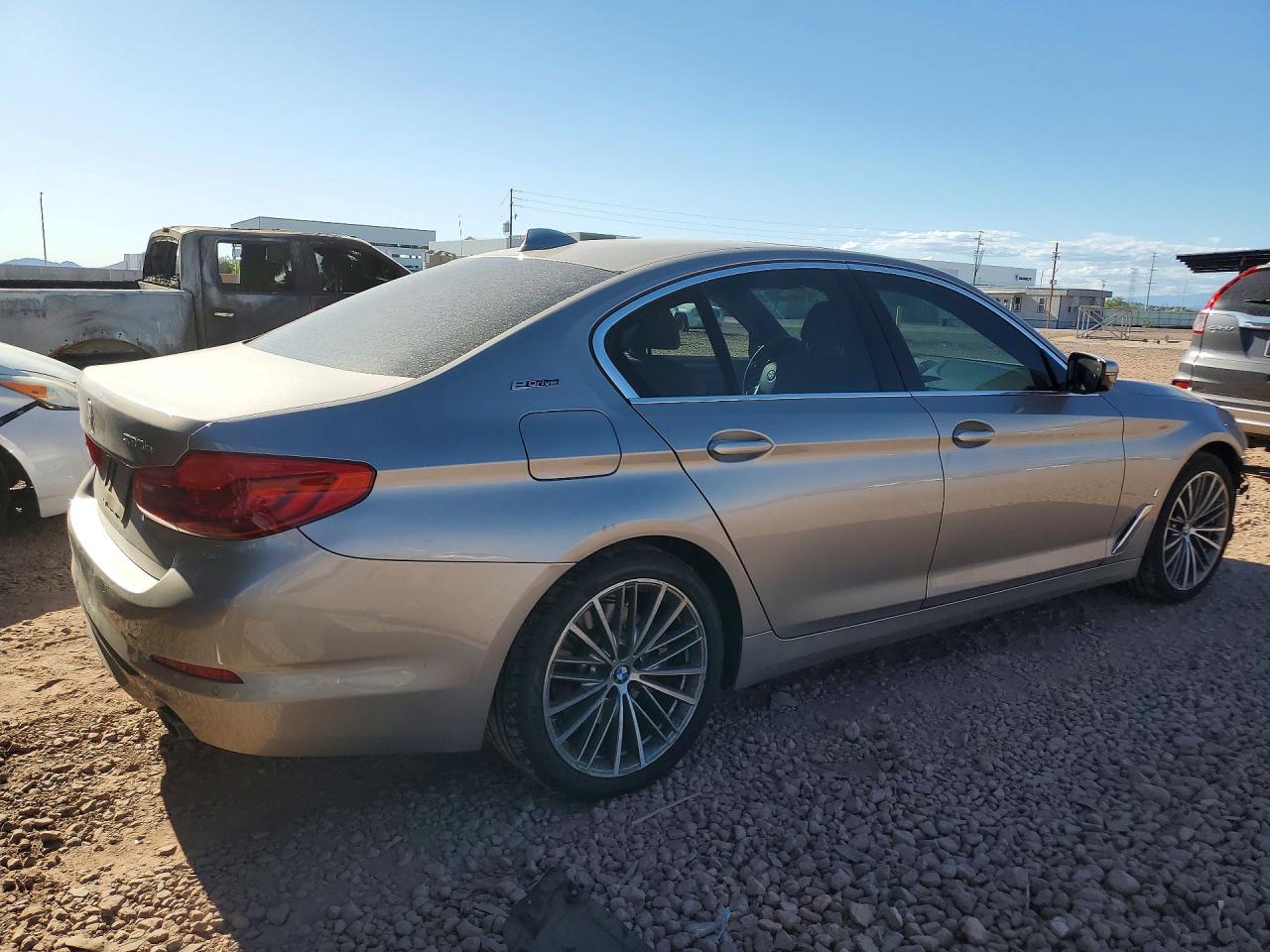 2019 BMW 530E photo 5