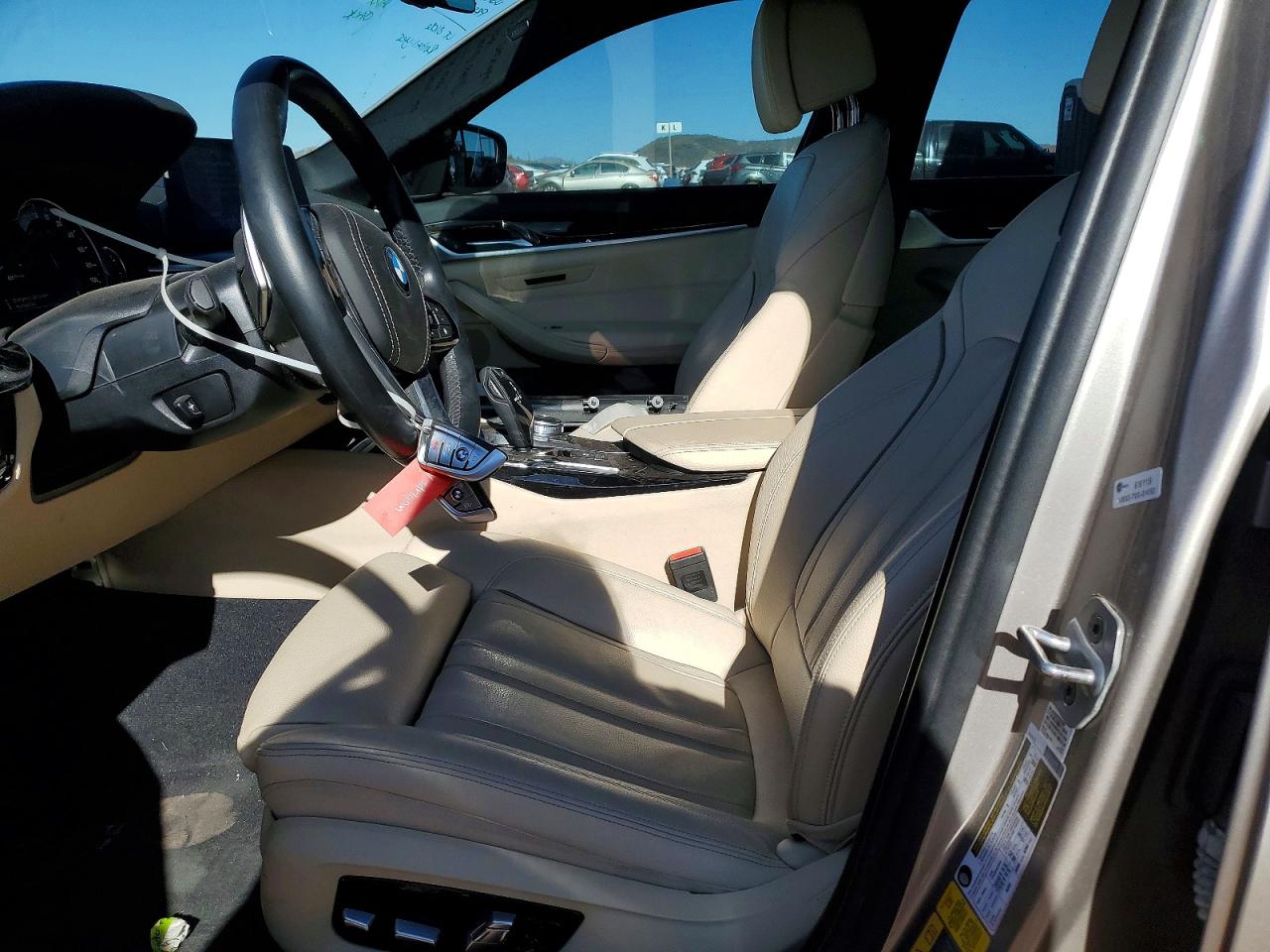 2019 BMW 530E photo 13