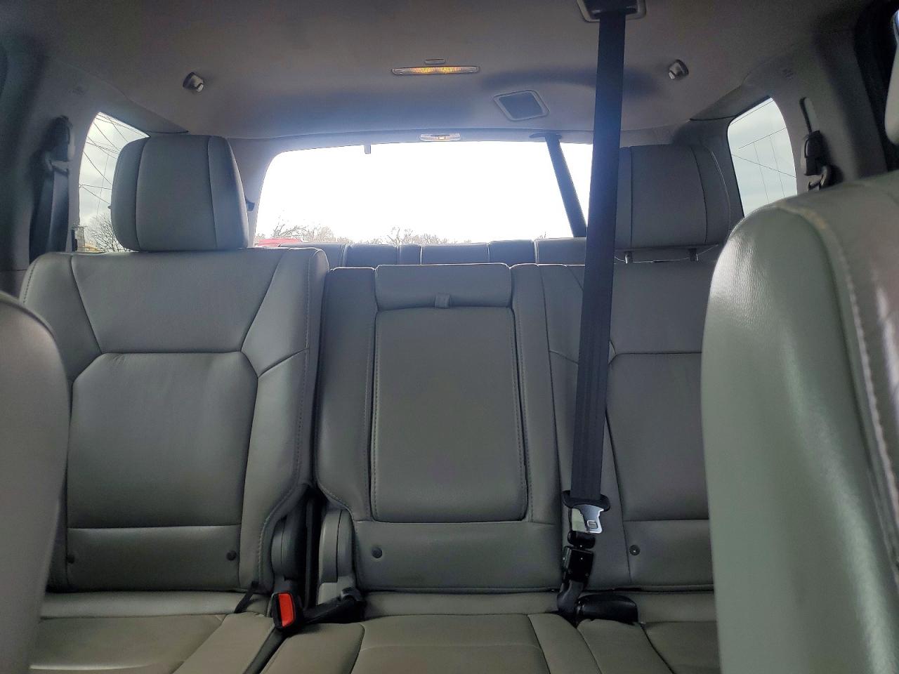 2015 HONDA PILOT EXLN photo 19