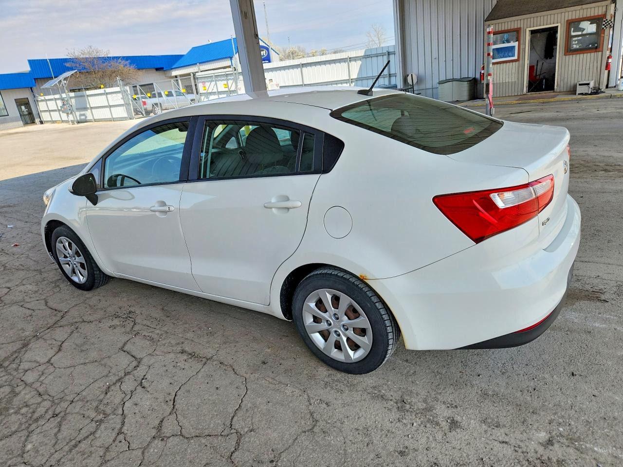 2016 KIA RIO LX photo 4