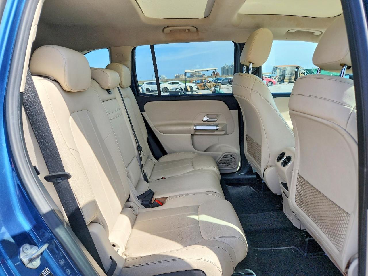 2020 MERCEDES-BENZ GLB 250 photo 11