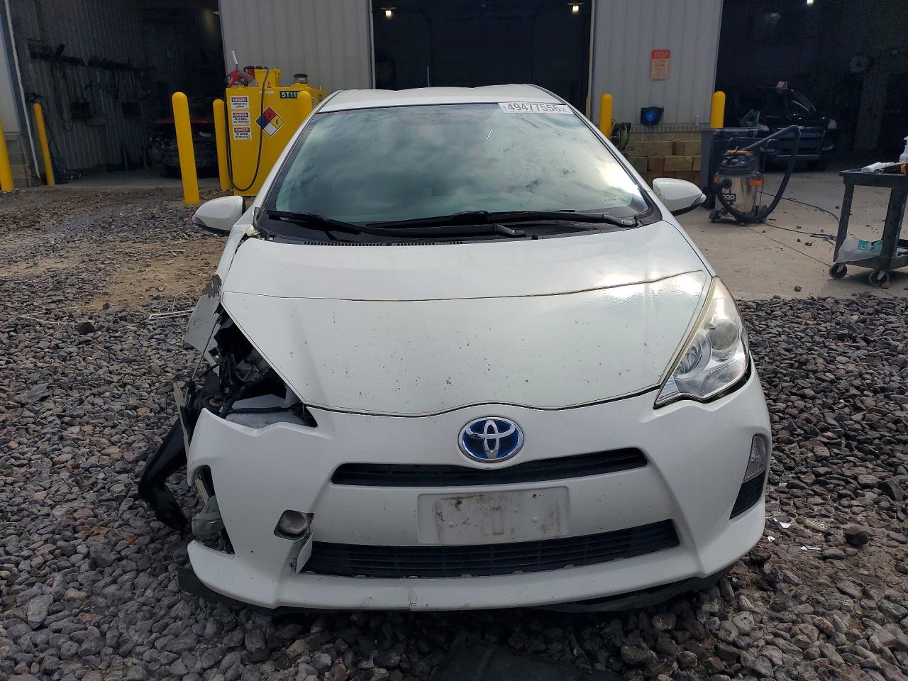 2014 TOYOTA PRIUS C ONE photo 5