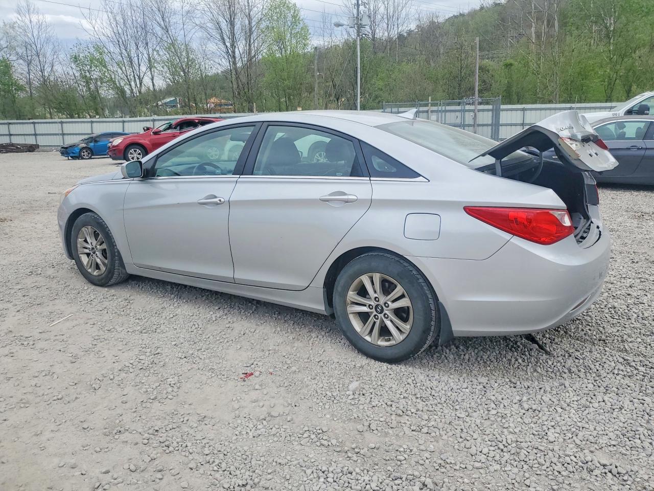 2011 HYUNDAI SONATA GLS photo 3