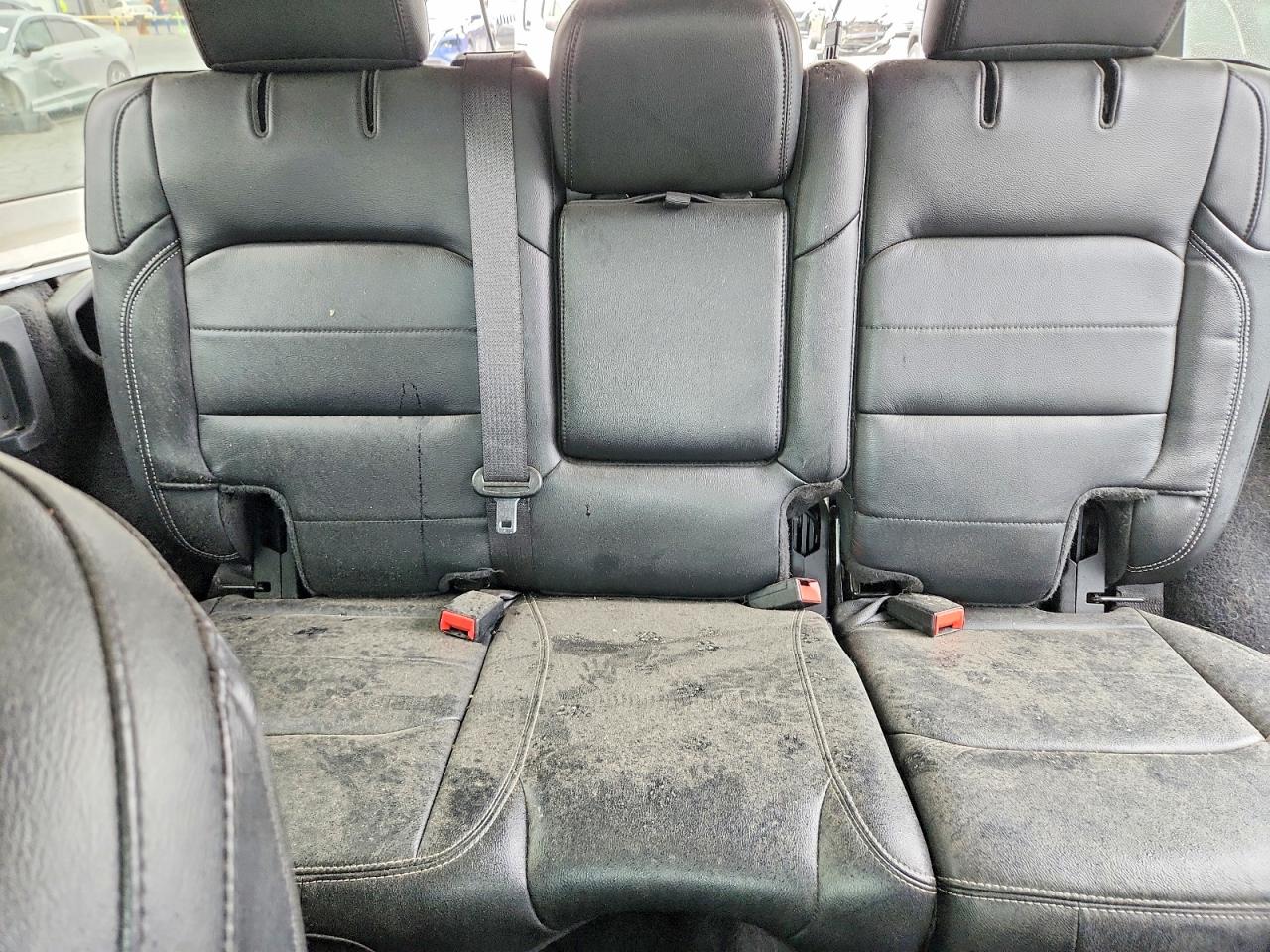 2019 JEEP WRANGLER UNLIMITED SAHARA photo 19