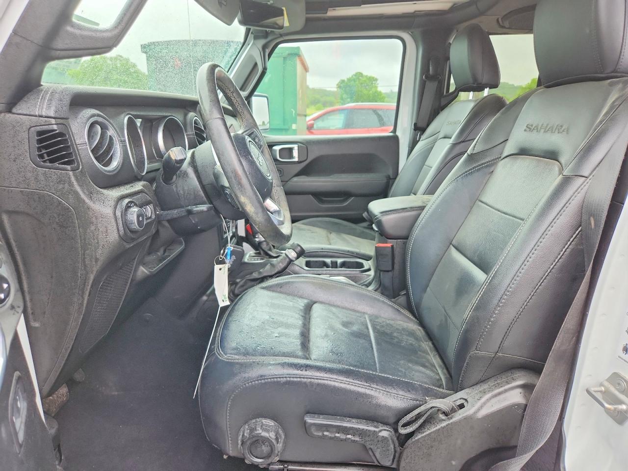 2019 JEEP WRANGLER UNLIMITED SAHARA photo 13