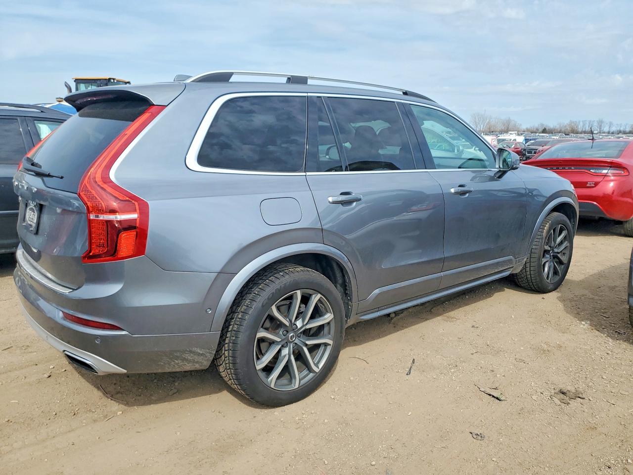2016 VOLVO XC90 T6 photo 7