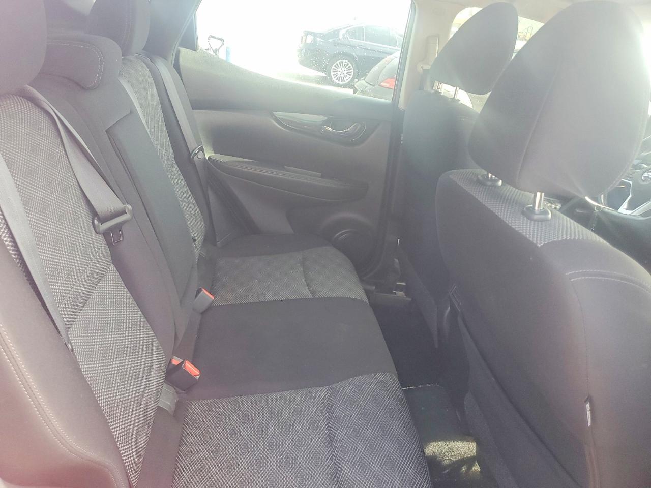 2019 NISSAN ROGUE SPORT SV photo 21