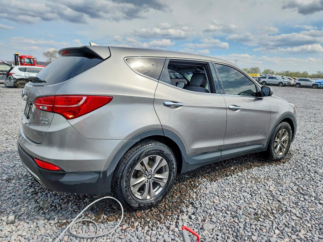 2015 HYUNDAI SANTA FE SPORT 2.4L photo 7