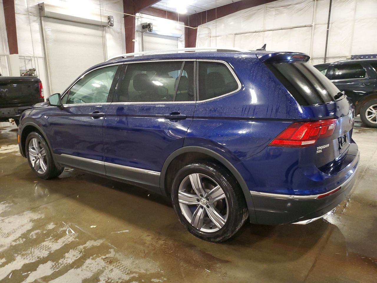 2021 VOLKSWAGEN TIGUAN SE photo 4