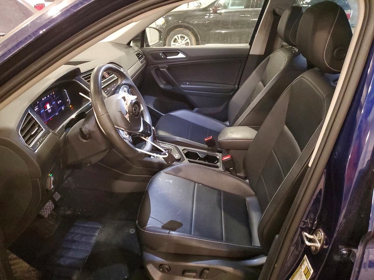 2021 VOLKSWAGEN TIGUAN SE photo 19