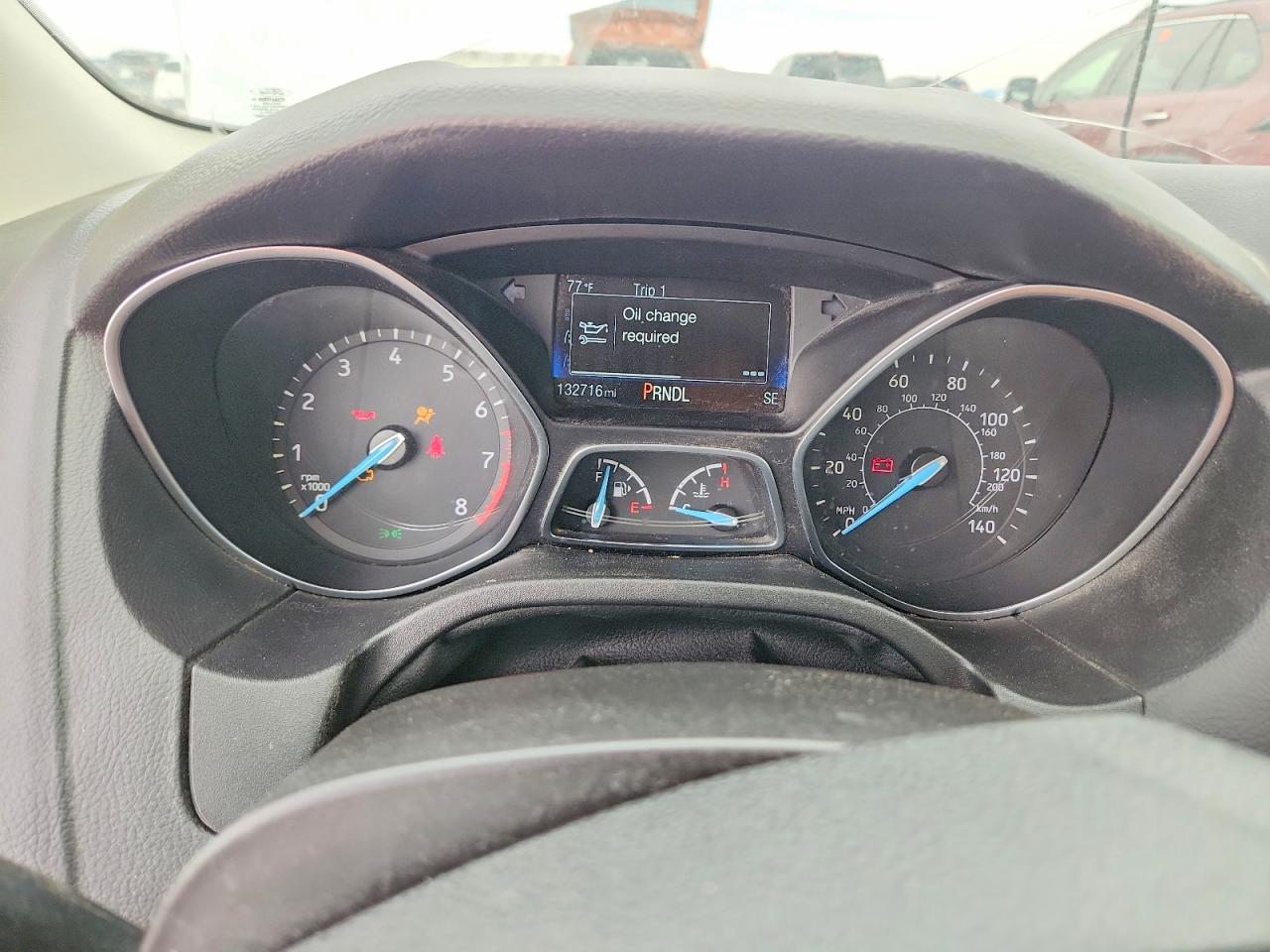 2015 FORD FOCUS SE photo 17