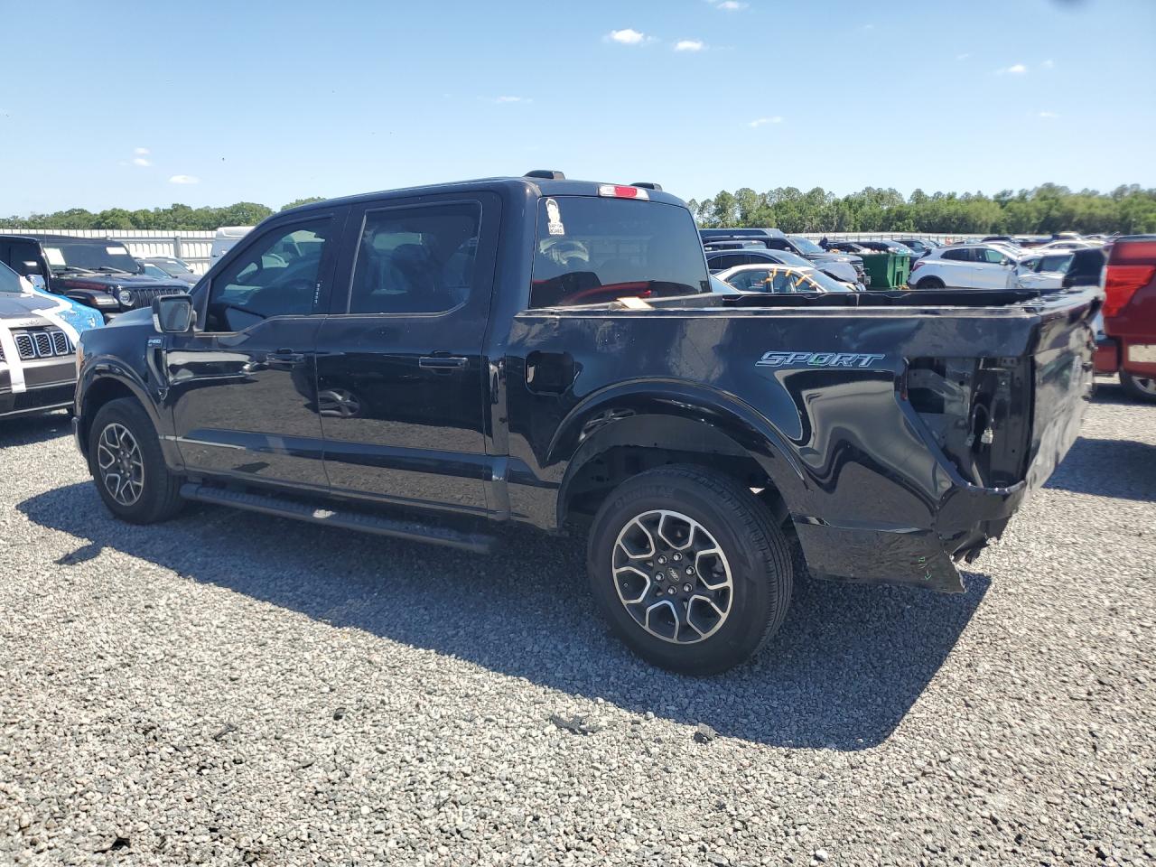 2022 FORD F150 SUPERCREW photo 2