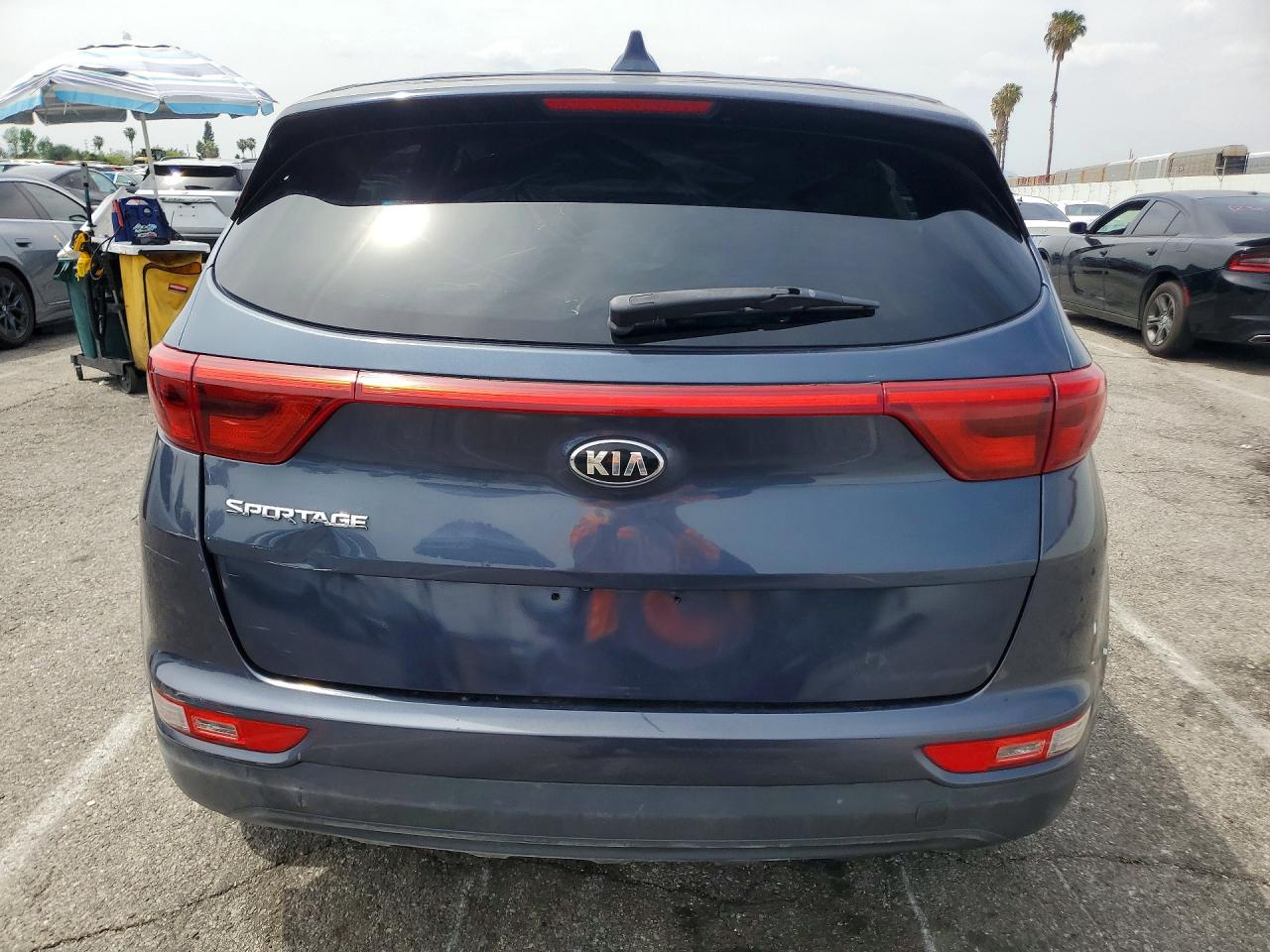 2017 KIA SPORTAGE LX photo 9