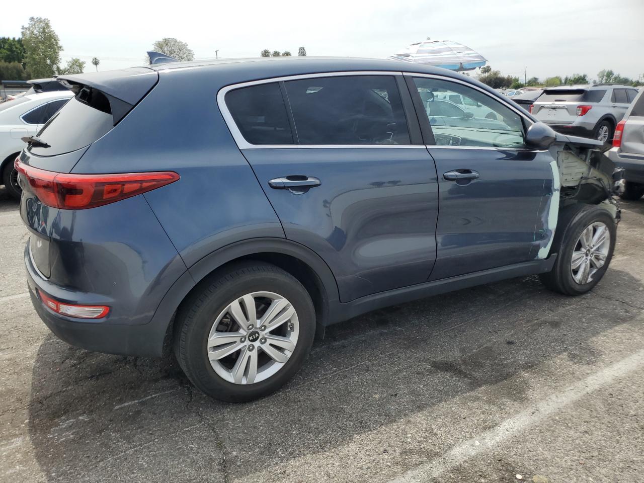 2017 KIA SPORTAGE LX photo 5