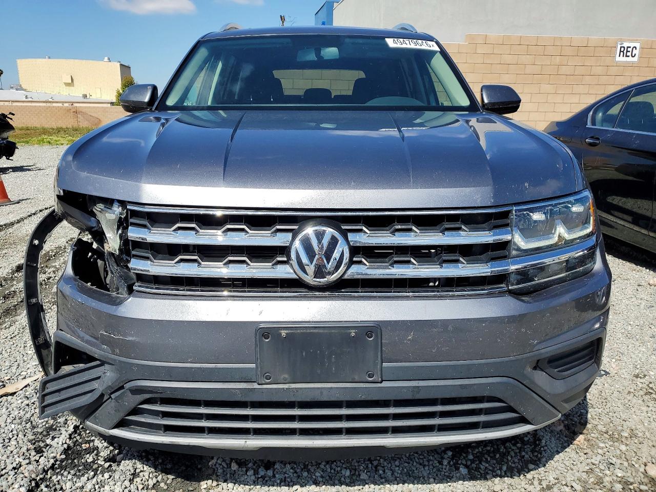 2018 VOLKSWAGEN ATLAS photo 9