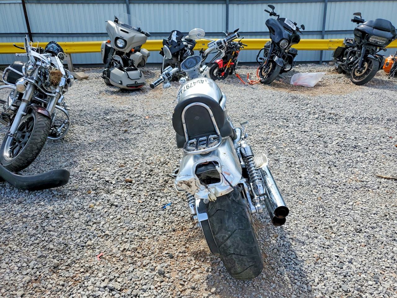 2002 HARLEY-DAVIDSON VRSCA photo 7