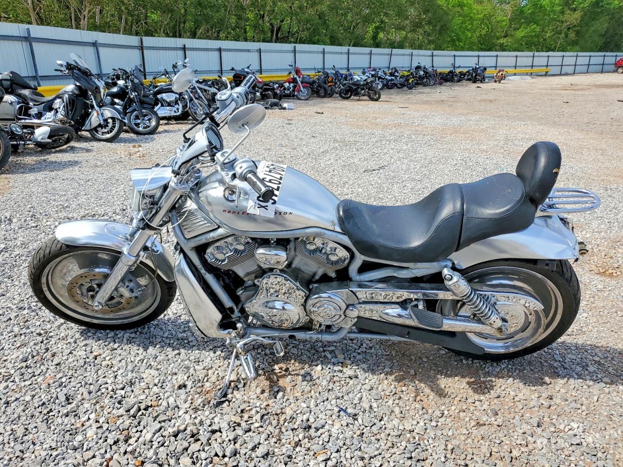 2002 HARLEY-DAVIDSON VRSCA photo 5