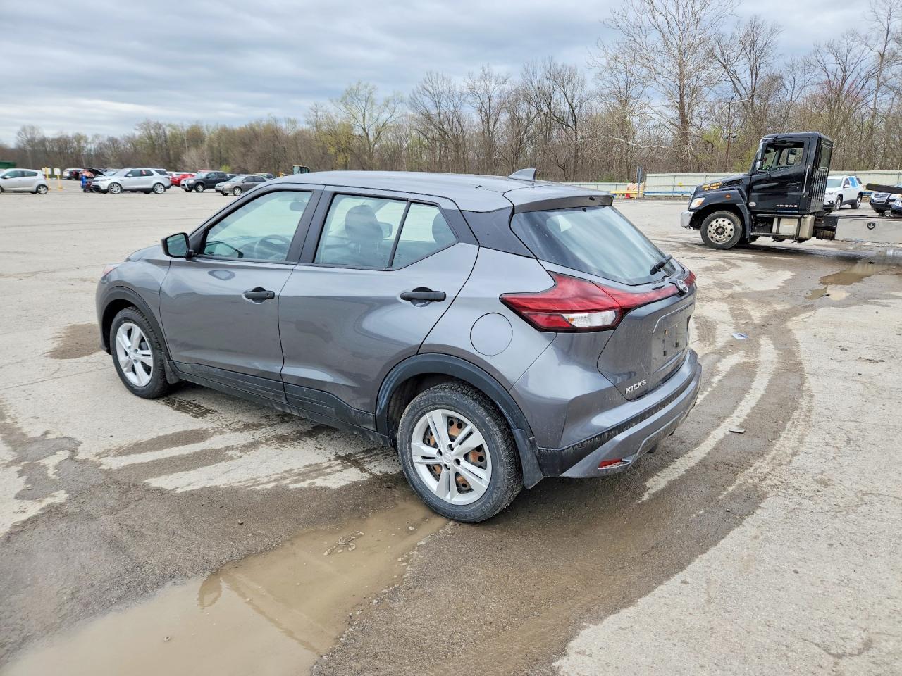 2023 NISSAN KICKS S photo 3