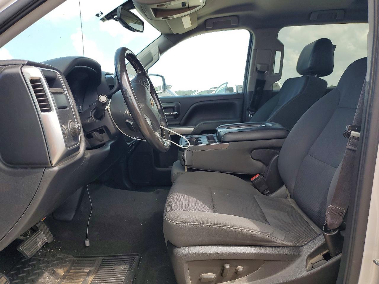 2015 CHEVROLET SILVERADO C1500 LT photo 13