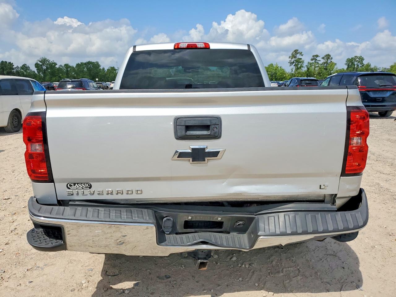 2015 CHEVROLET SILVERADO C1500 LT photo 11