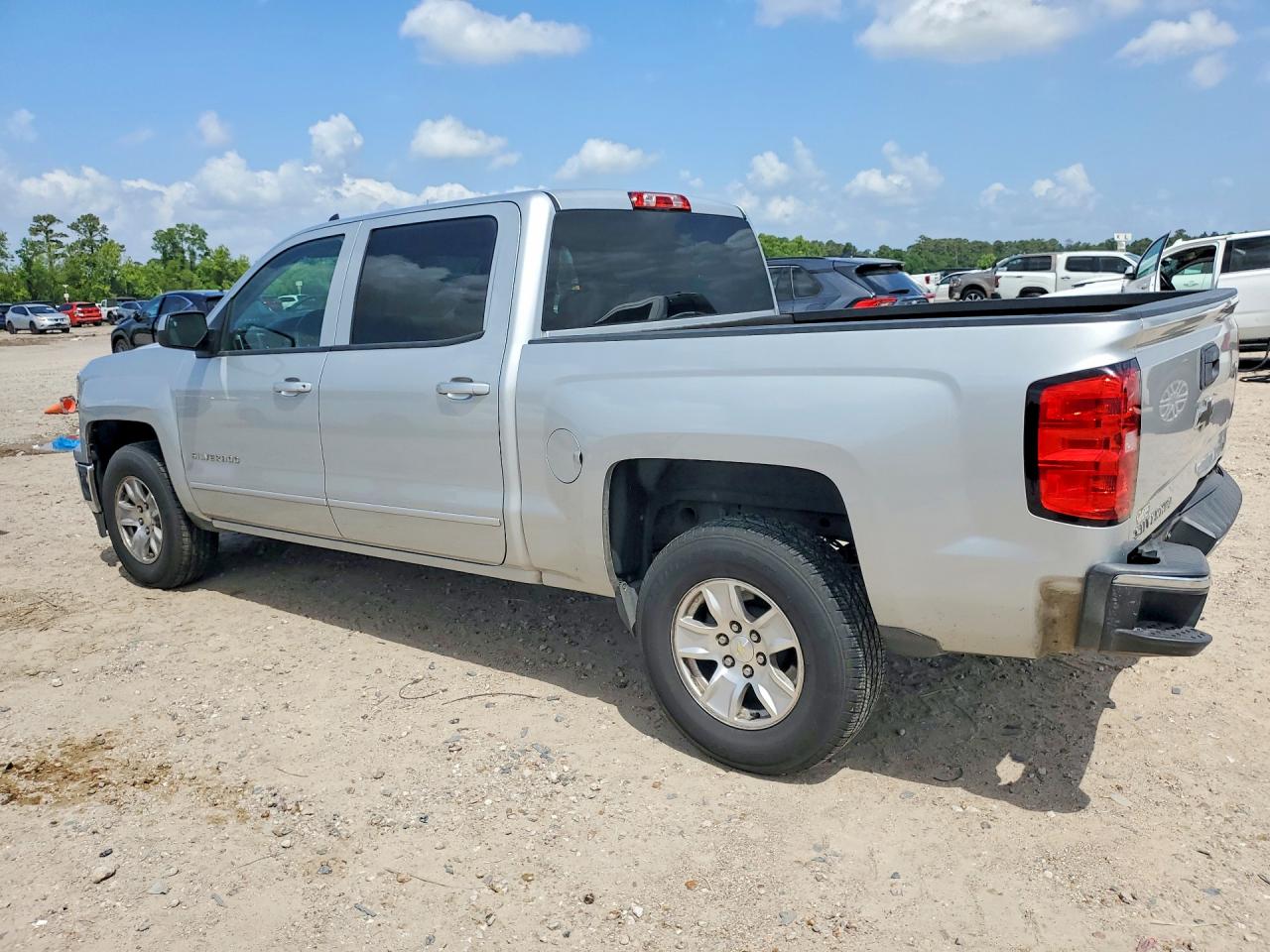 2015 CHEVROLET SILVERADO C1500 LT photo 3