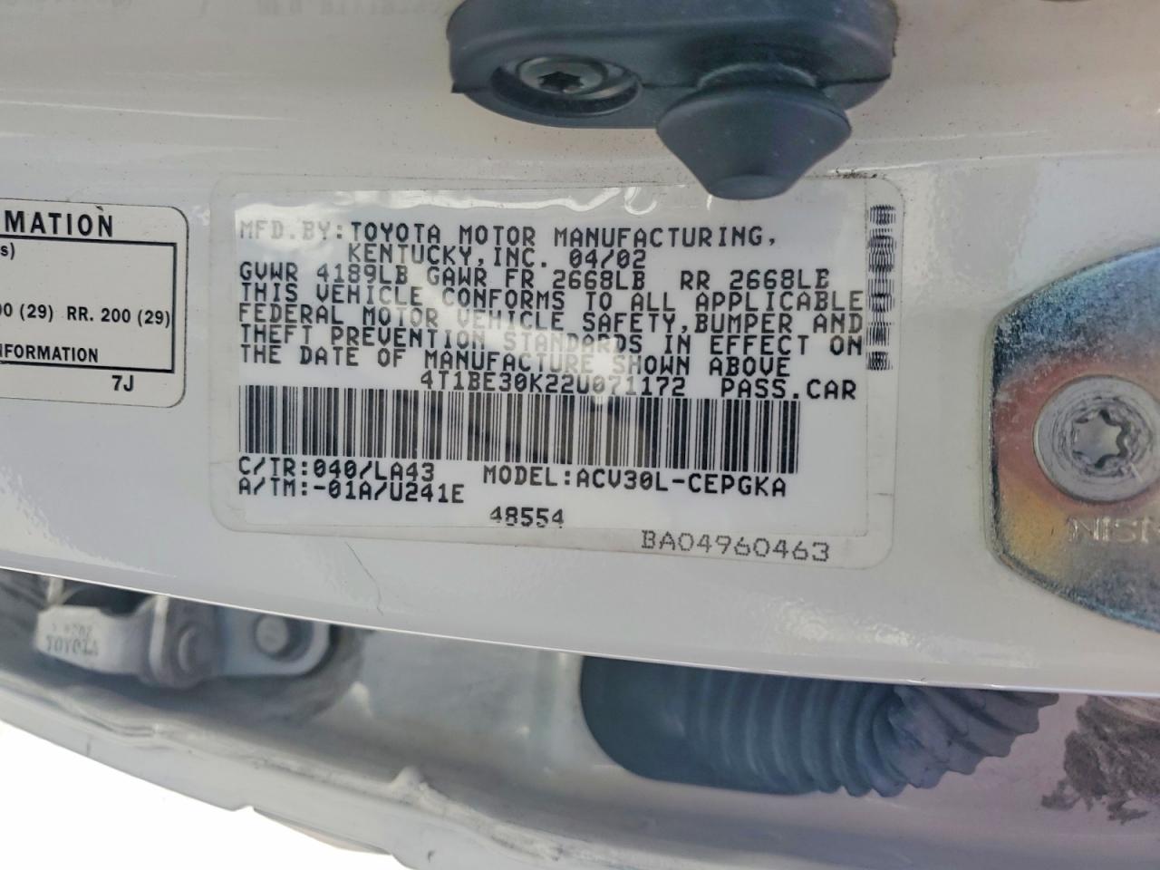 2002 TOYOTA CAMRY XLE photo 12