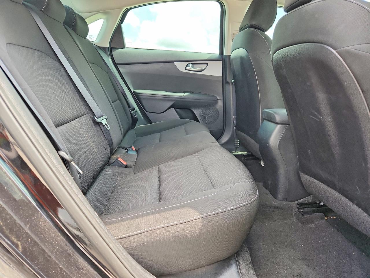 2021 KIA FORTE LXS photo 19
