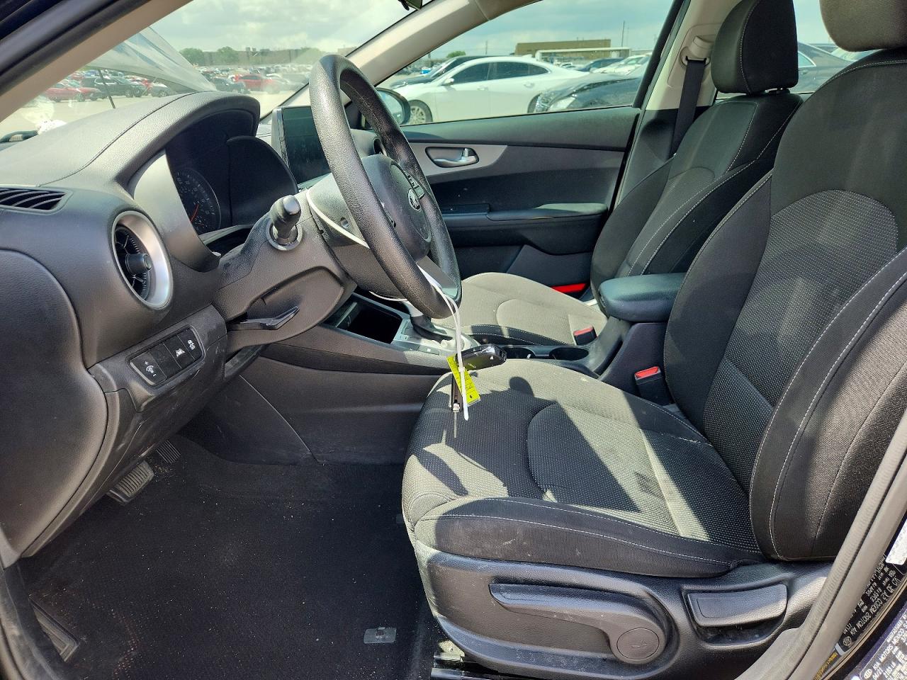 2021 KIA FORTE LXS photo 13