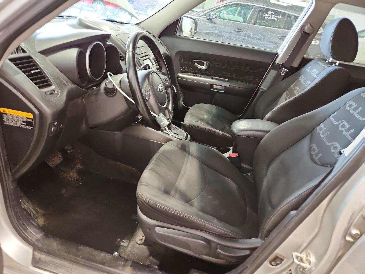 2013 KIA SOUL + photo 19