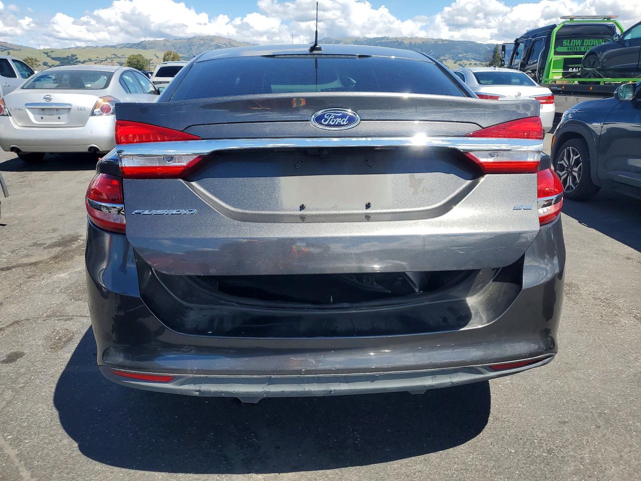 2017 FORD FUSION SE photo 11