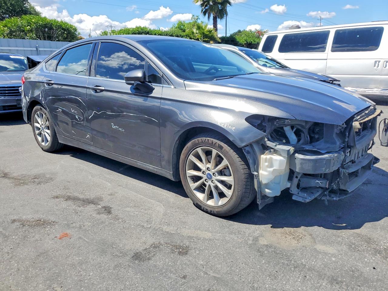 2017 FORD FUSION SE photo 7