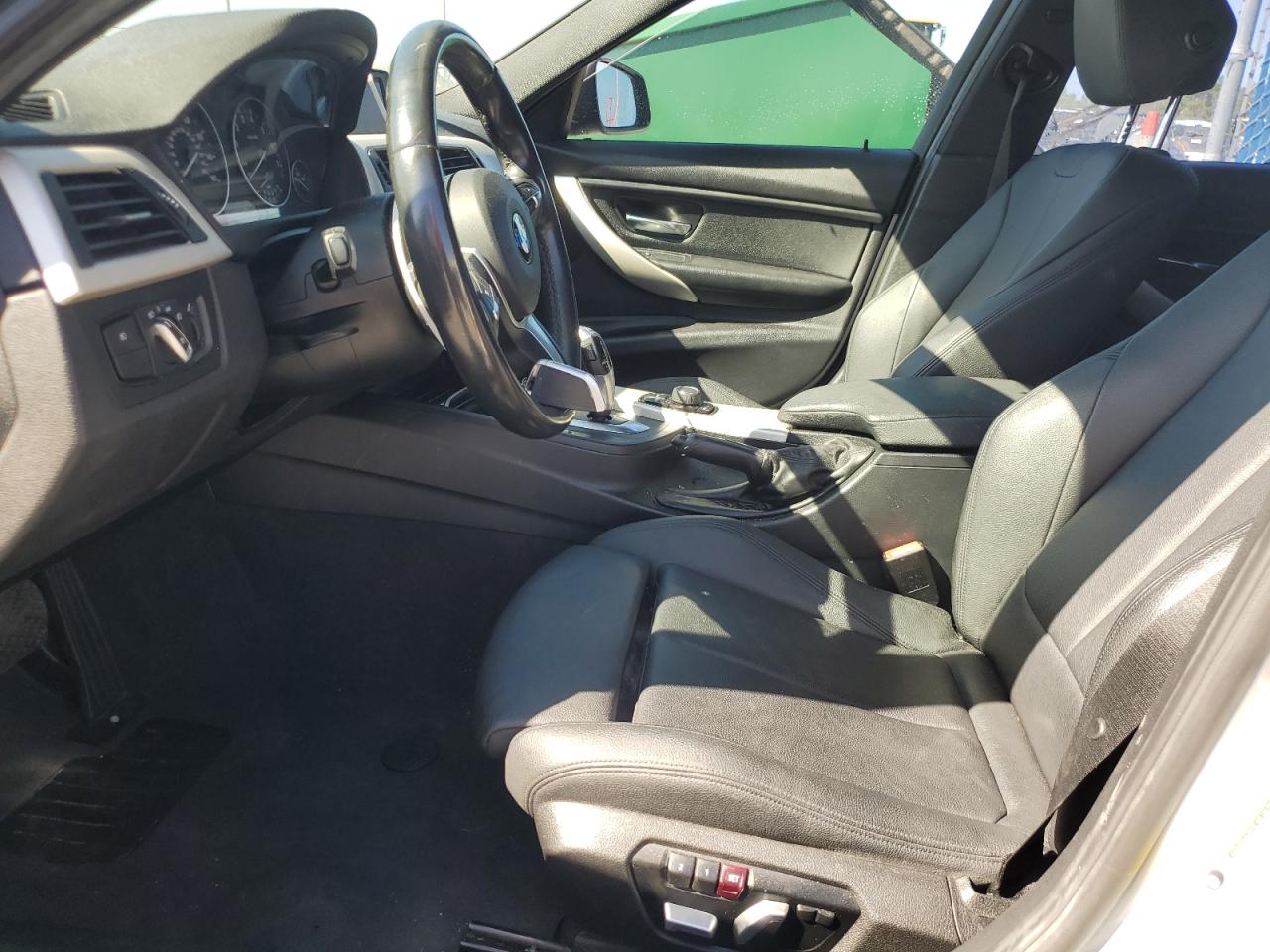 2016 BMW 320 I photo 13