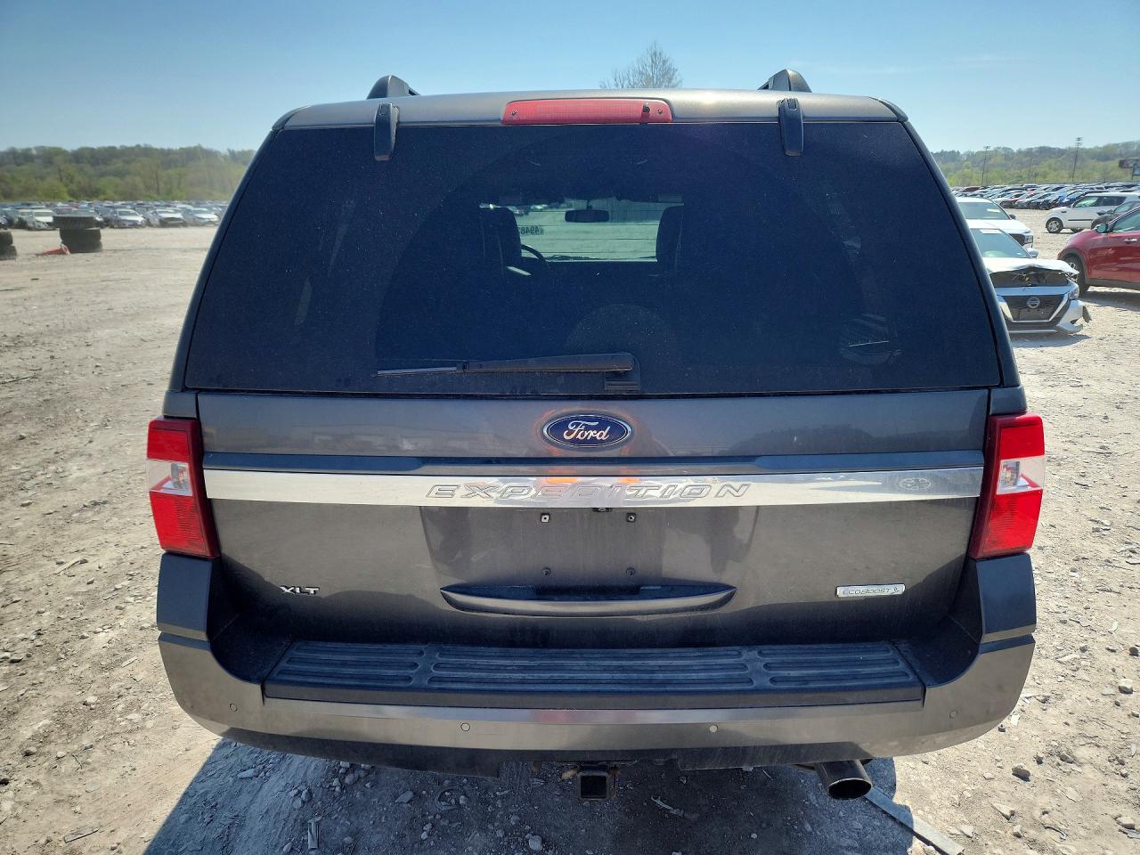 2017 FORD EXPEDITION XLT photo 16