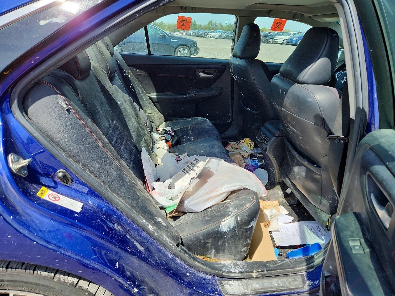 2015 TOYOTA CAMRY XSE photo 19