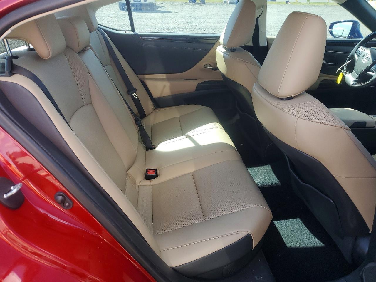 2021 LEXUS ES 300H photo 19