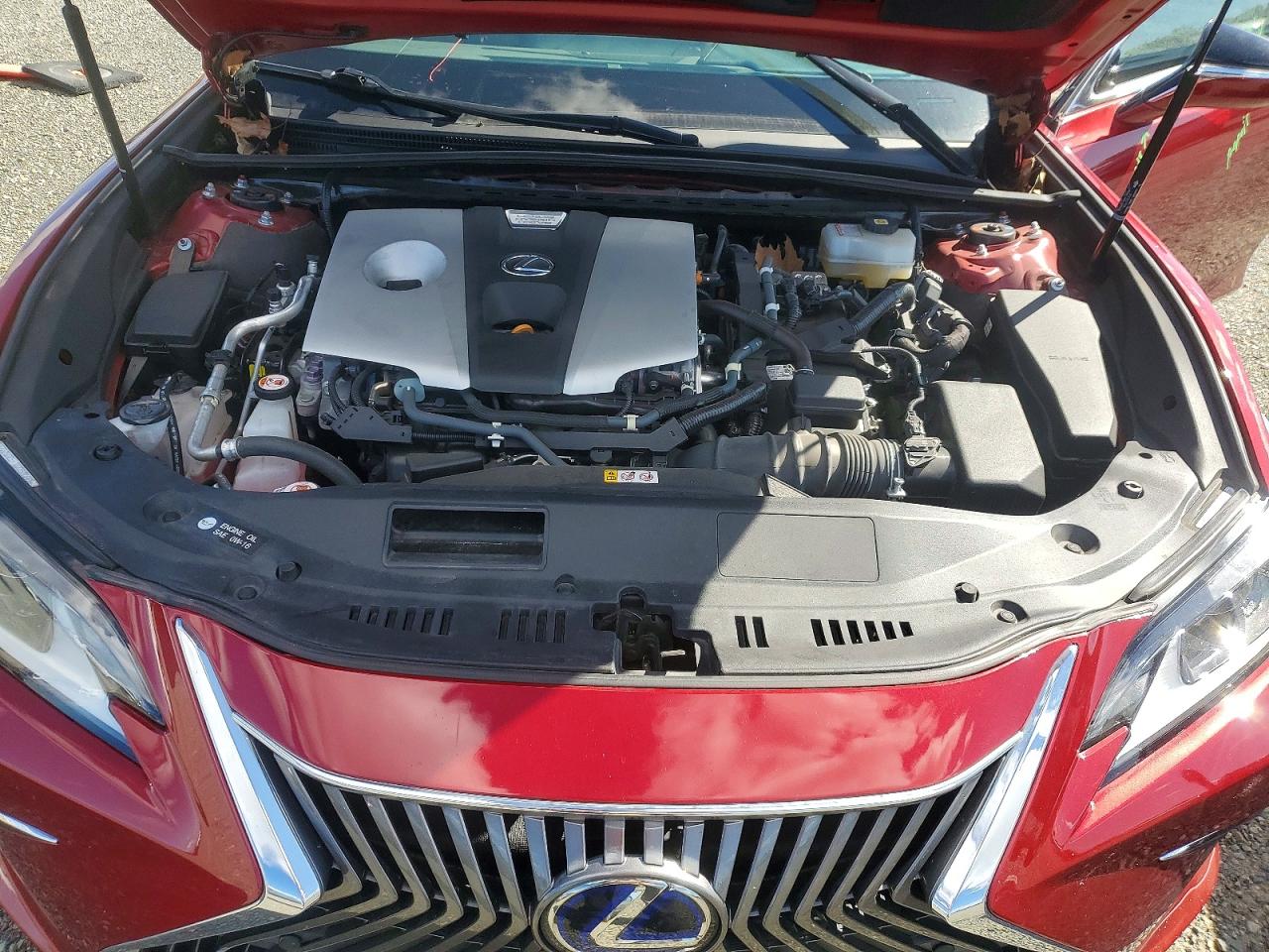 2021 LEXUS ES 300H photo 21