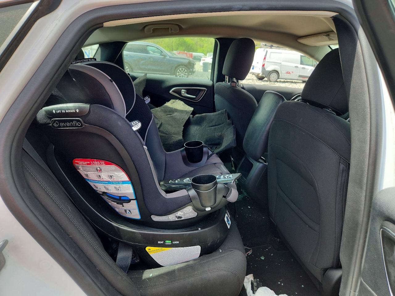 2015 CHRYSLER 200 LIMITED photo 28