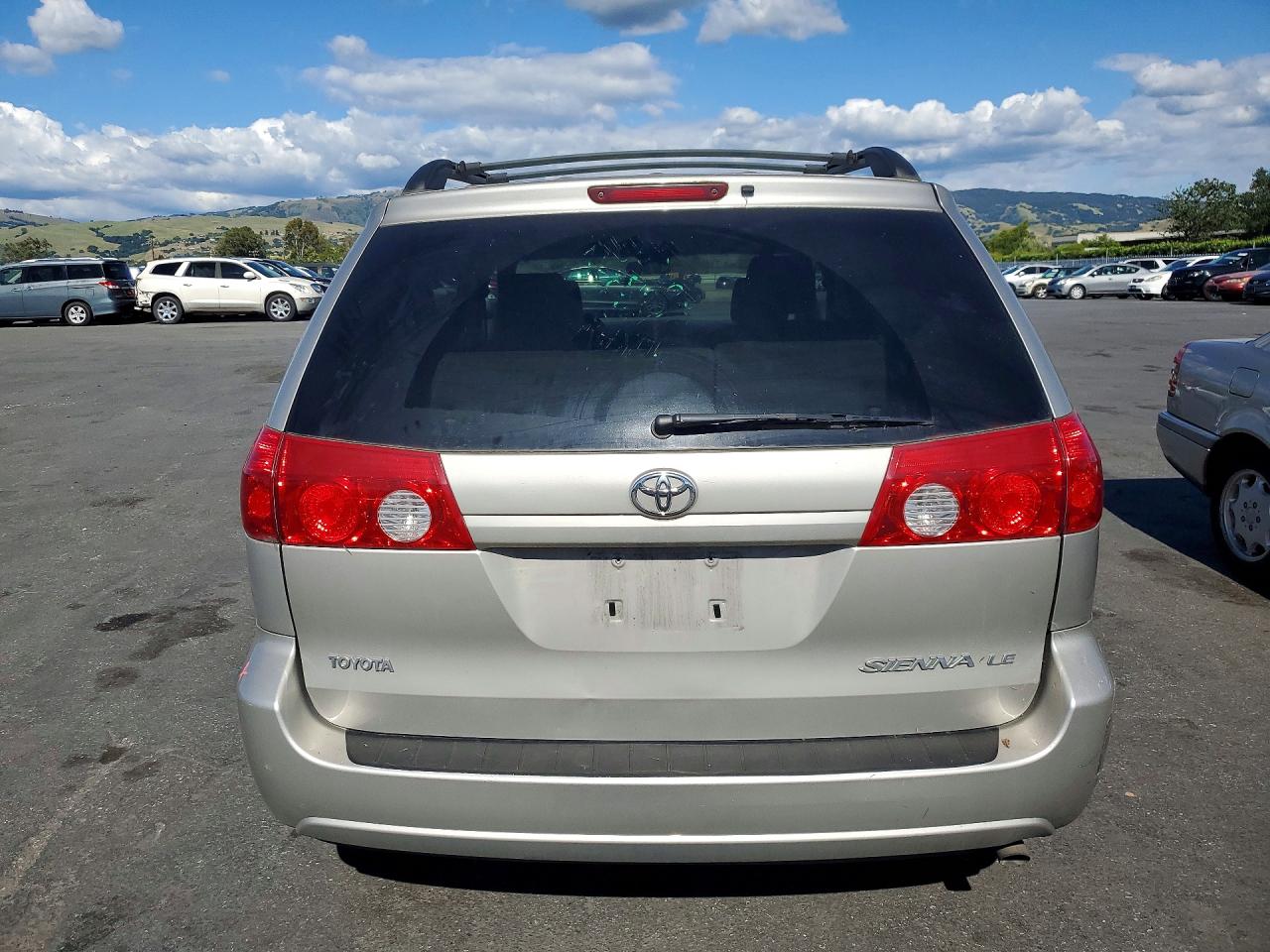 2006 TOYOTA SIENNA LE 7 PASSENGER photo 16