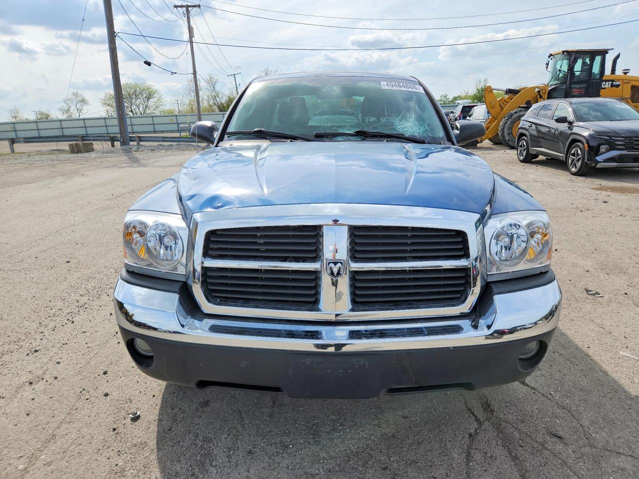 2005 DODGE DAKOTA SLT photo 13