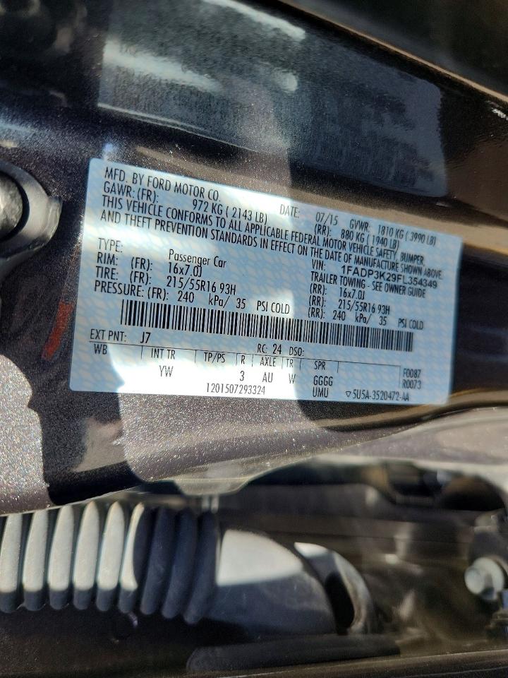 2015 FORD FOCUS SE photo 13