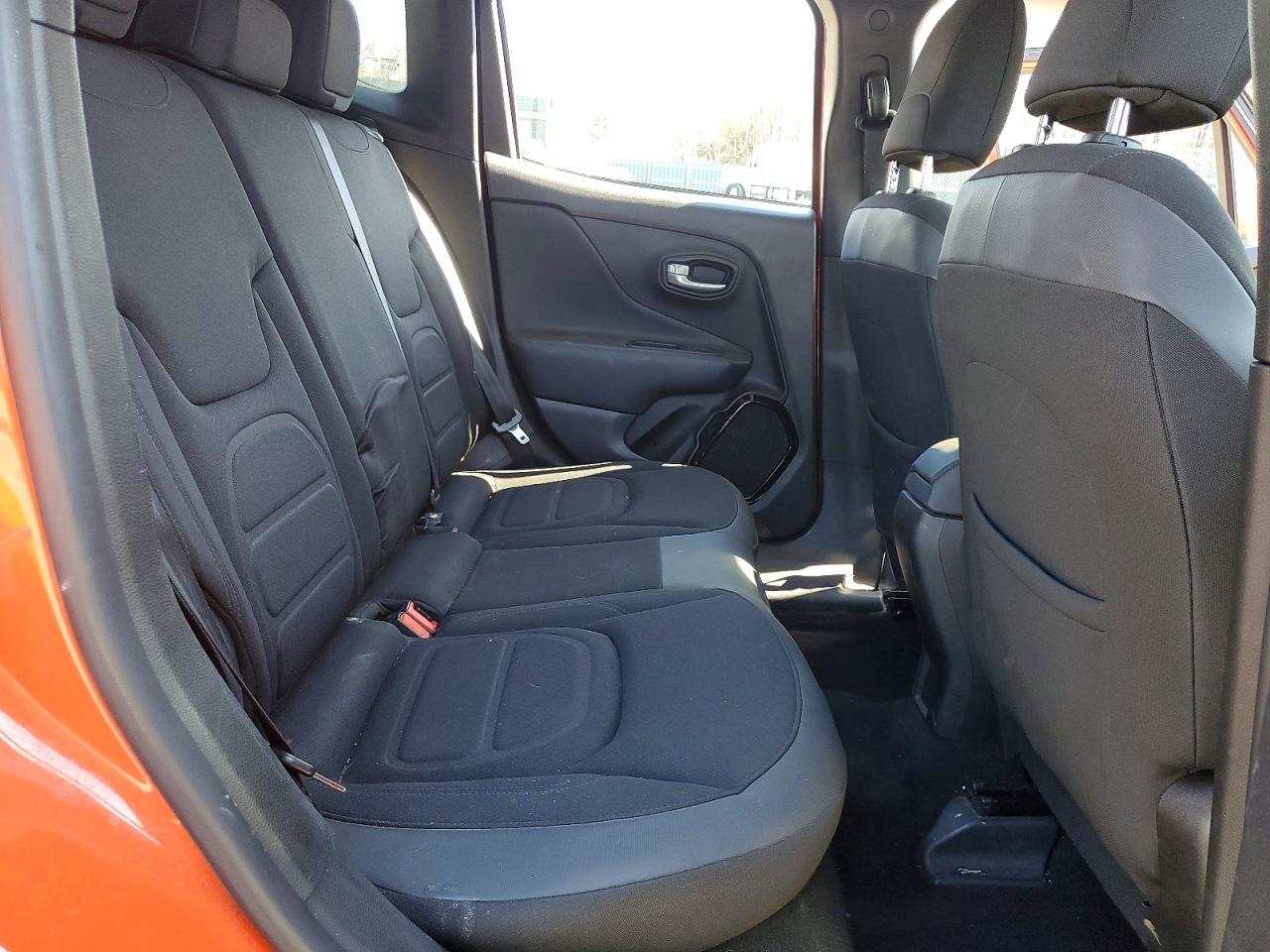 2017 JEEP RENEGADE LATITUDE photo 21