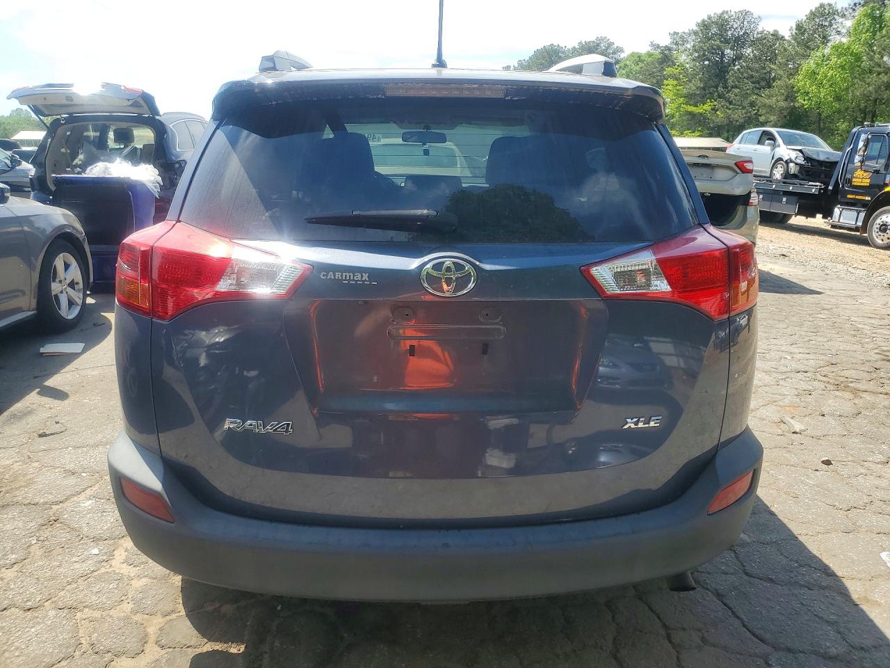 2013 TOYOTA RAV4 XLE photo 16