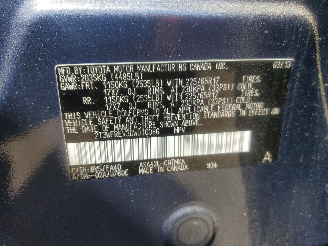 2013 TOYOTA RAV4 XLE photo 34